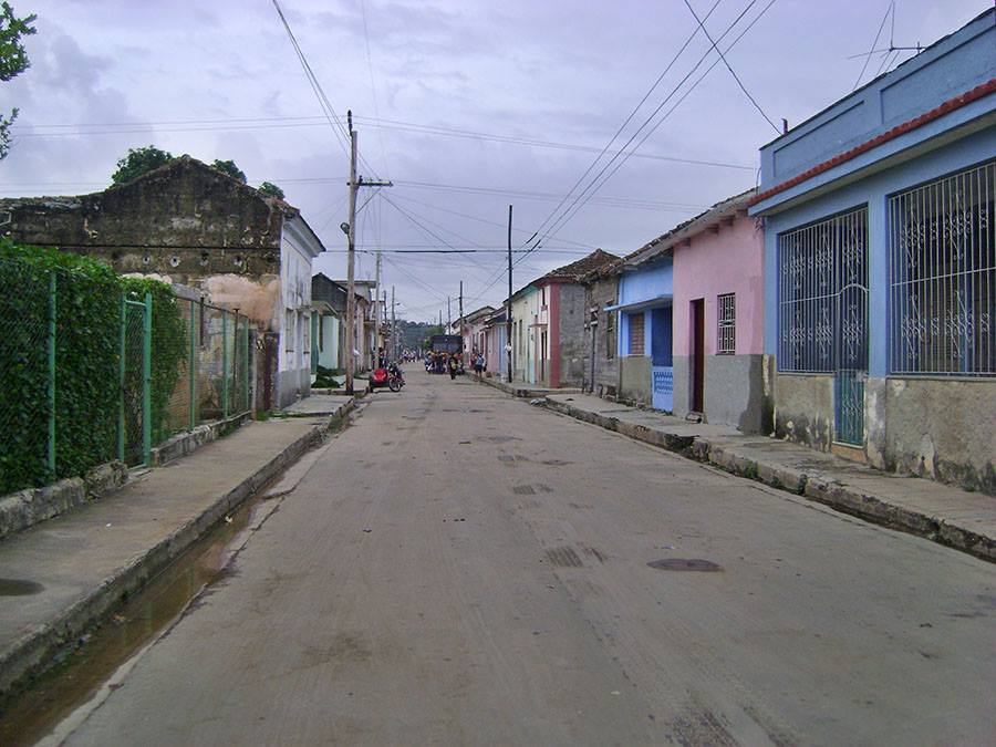 Mercedes de central cuba #2