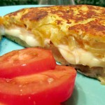 tortilla-rellena-de-jamc3b3n-y-queso-1