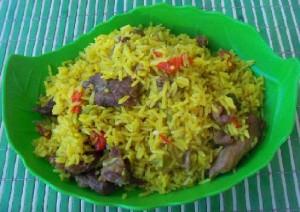 Arroz-amarillo-con-carne-de-puerco (1)