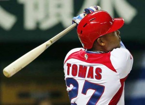 yasmani-tomc3a1s-bacallao-equipo-cuba-de-bc3a9isbol