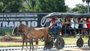 Coche-Cuba-Raquel-PACrezBBC-Mundo_CYMIMA20140820_0006_13