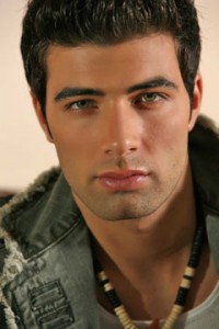 2590785_jencarlos-canela