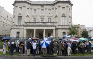 consulado-cubanos-en-washington