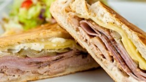 Sandwich-cubano_CYMIMA20150329_0001_13 (1)