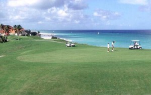 campo-de-golf-en-cuba (1)