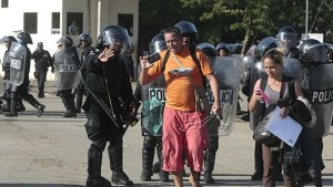 151116042245_cubanos_frontera_nicaragua_afp_624