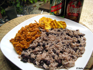 cocina cubana Arroz con frijoles y picadillo a la habanera-1