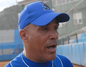 lazaro-vargas-direccion-equipo-beisbol-industriales