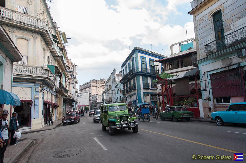 CUBA TODAY-HOY: Frente al Barrio Chino de la Habana.