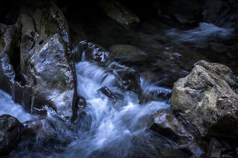 CUBA HOY/TODAY: Farallones en el rio Toa. 