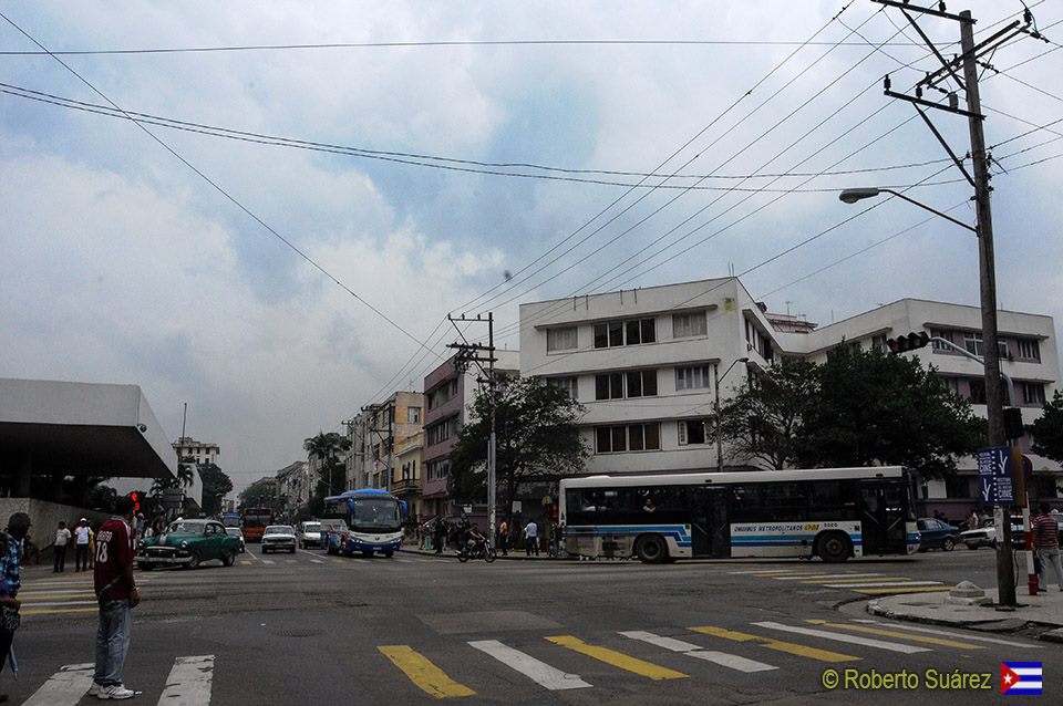 CUBA HOY/TODAY:  Calle 23 y L, El Vedado,La Habana. 