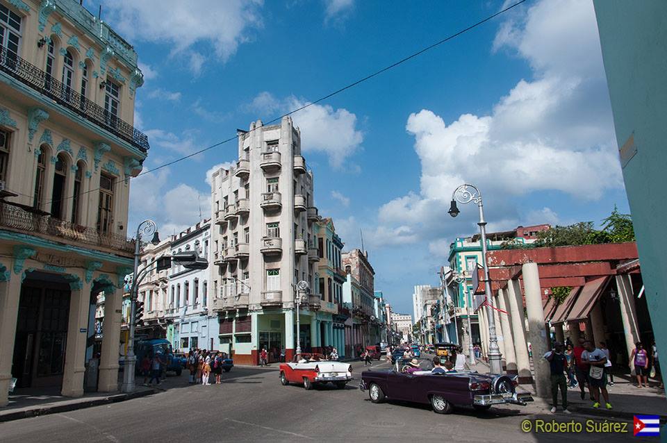 CUBA TODAY-HOY: Por las Calles de la habana. 