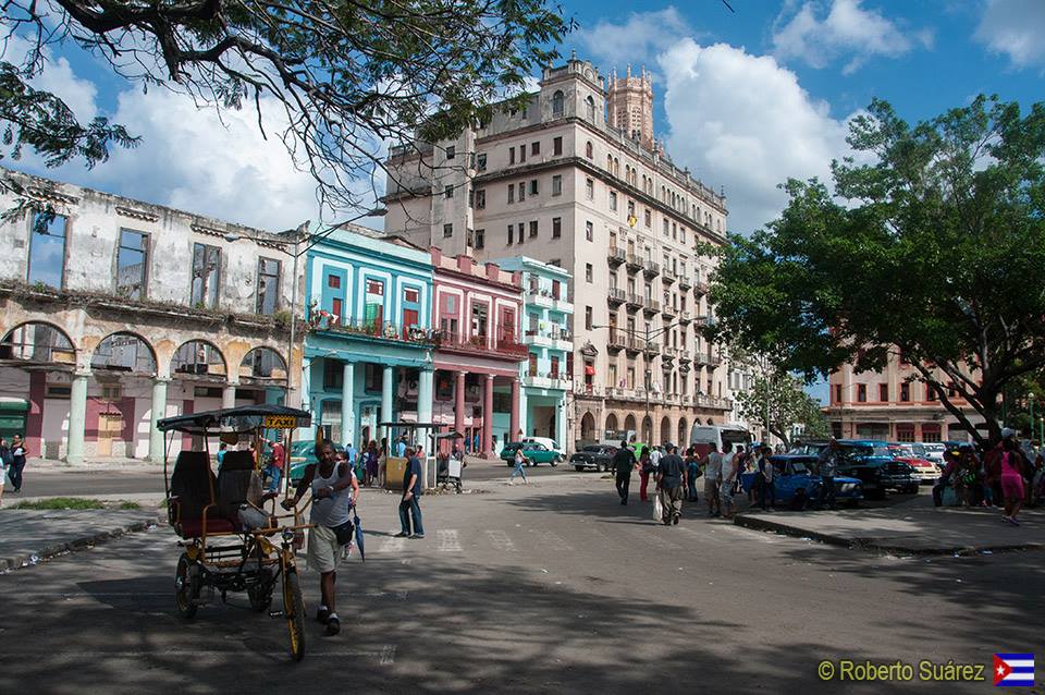 CUBA TODAY-HOY.  Por las calles de la Habana.  