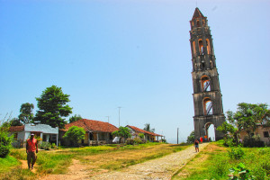 Manaca-Iznaga-Tower-Vibragiel