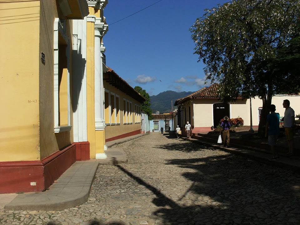 CUBA TODAY/HOY:  Bella Calle Cubana. 