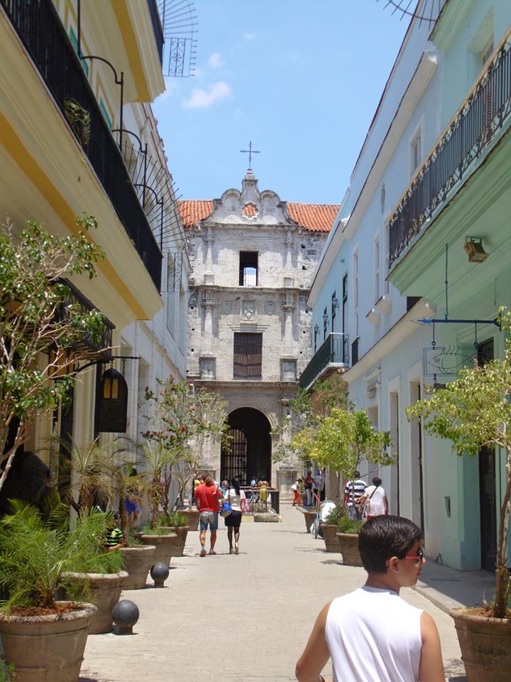 CUBA TODAY/HOY: Calles de la Habana Vieja. 