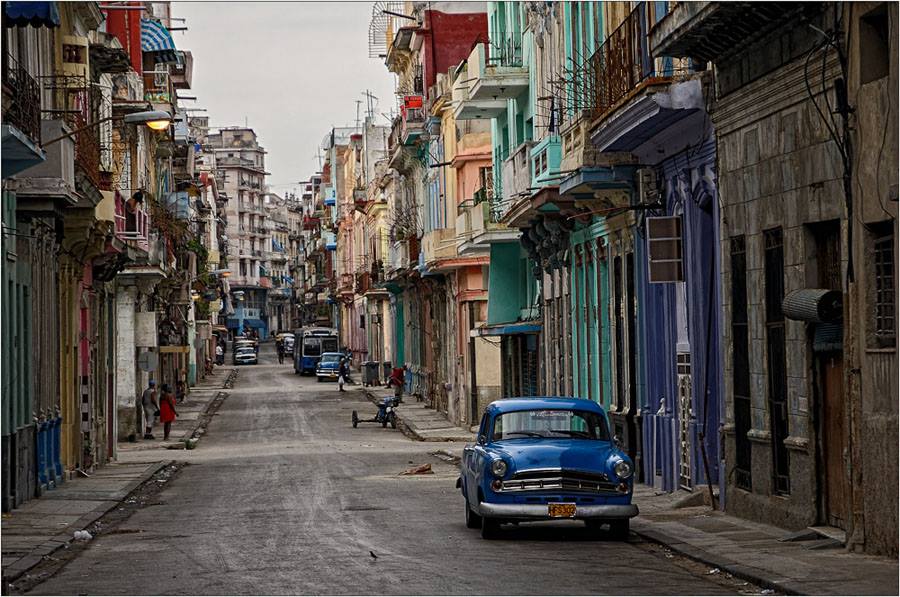 CUBA HOY/TODAY: Por las Calles de la Habana.  (Foto de Cecilia La Habanera).