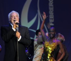 Tom-Jones-en-La-Habana-clausura-del-festival-del-habano-291x250