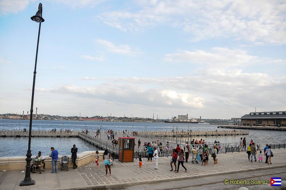 CUBA HOY/TODAY: Imagenes de la Bahia de la Habana. 