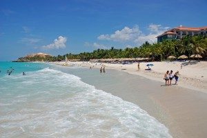 22-Cuba-Varadero-Beach-to-Mansion-Xanada-300x2001