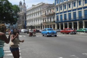 Cuba Hoy/Today: La Esquina del Cha Cha Chá.