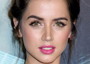 Ana-de-Armas-eyes