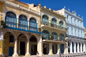 Plaza-Vieja-Old-Havana-Cuba-8 (1)