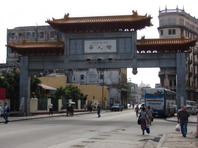 puerta_de_los_dragones_-_barrio_chino_de_la_habana-400x300