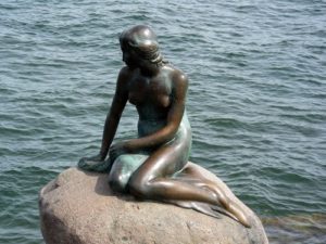 the-little-mermaid-copenhagen-dk121-1