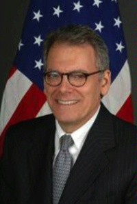 Jeffrey DeLaurentis, actual  U.S. Ambassador in Cuba.