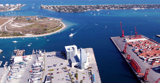 Palm Beach Port. 