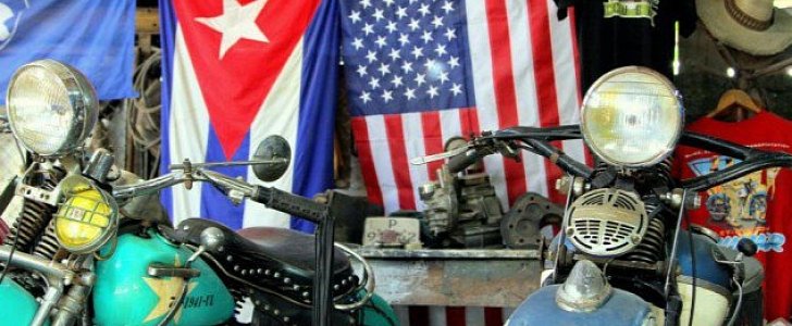 first-ever-all-women-motorcycle-tour-in-cuba-now-half-full-114358-7