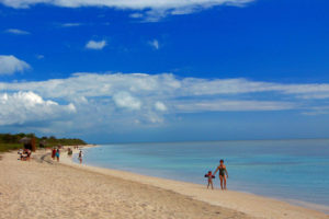 Mejores-playas-de-Cuba-Playa-Ancon