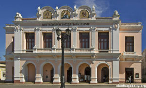 cienfuegos-city-teatro-terry-facade