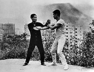 8851f25262eb5e3d561b81ca00f84450--bruce-lee-training-tai-chi