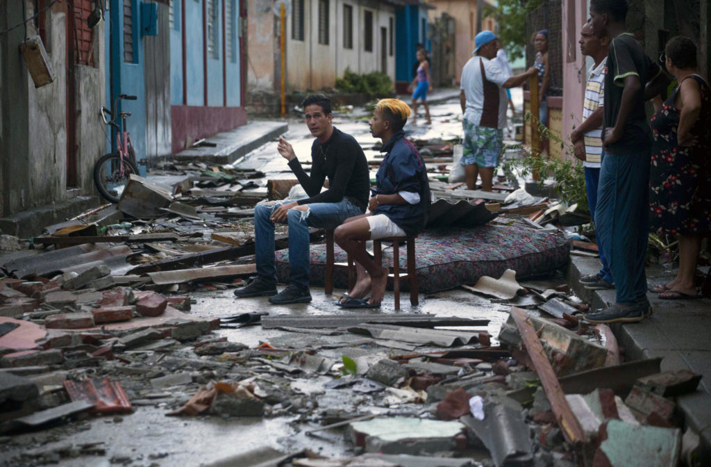 la-fg-hurricane-matthew-cuba-20161005-snap