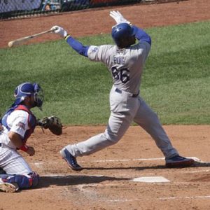 20140919_Yasiel_Puig_at_bat_(3)