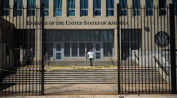 La-embajada-de-Estados-Unidos-en-La-Habana.-AFP-580x323