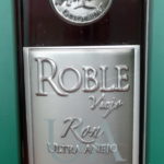 roble-viejo-ron-ultra-ac3b1ejo-botella-etiqueta-frontal