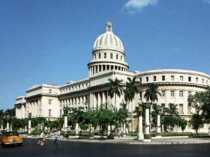 AP_havana_capitolio_before_ll_141219_4x3_992