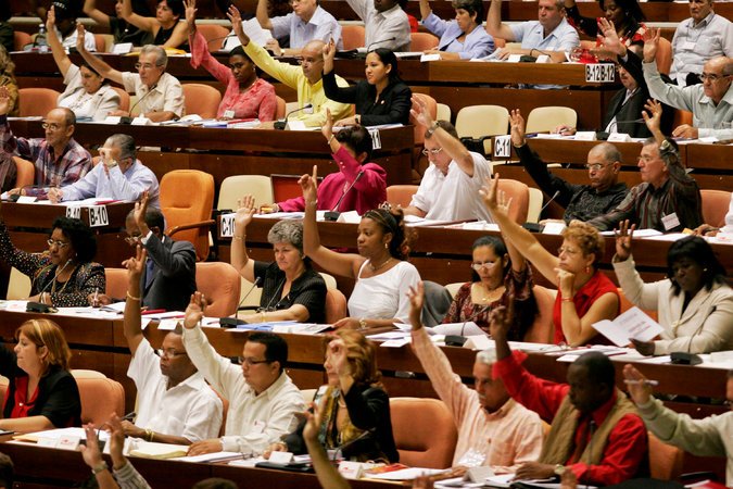 Miembros de la Asamblea Nacional de Cuba, en La Habana Credit Sven Creutzmann/Mambo Photography, vía Getty Images 