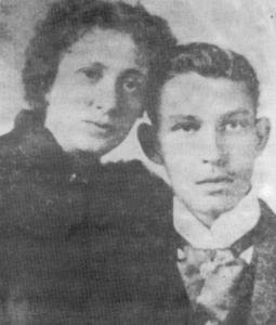 Carmen Zayas y Pepito, José Martí son.