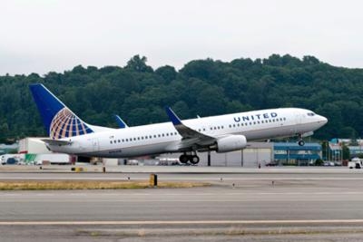 United-Continental-737-800-1111a