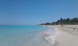 la-amplia-playa-de-varadero