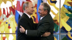 putin-castro-afp