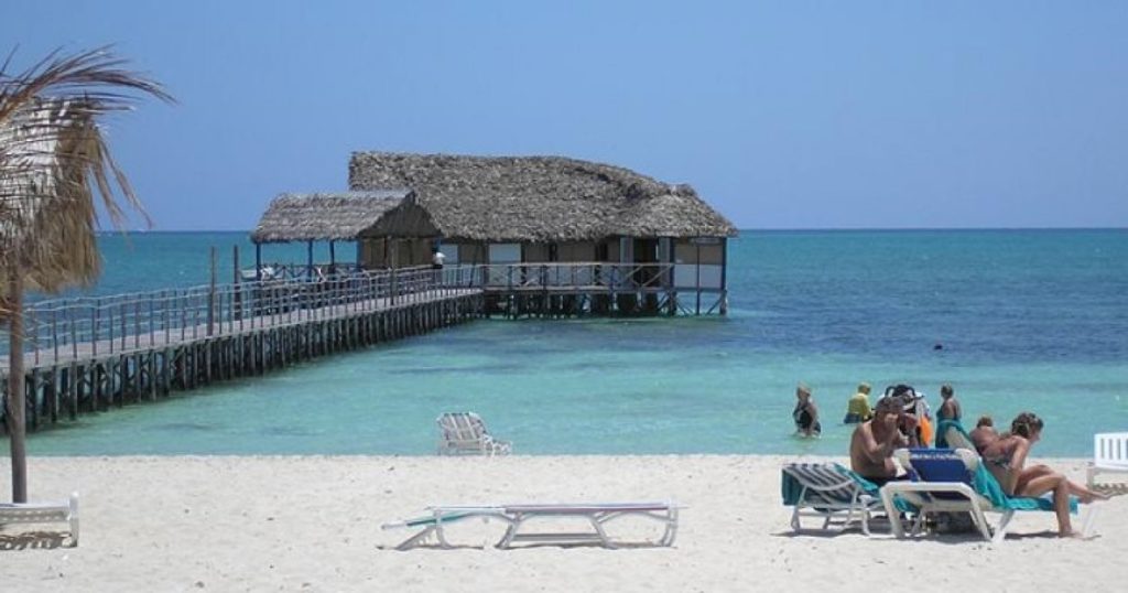 SANTA LUCIA BEACH, CAMAGUEY. 