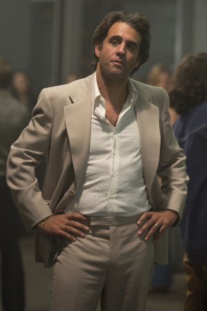 vinyl_bobby_cannavale_still