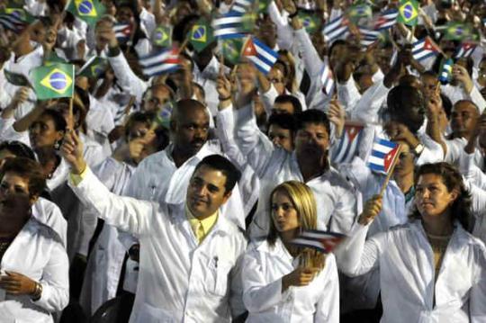 04ya-medicos-cubanos-brasil-ain_1