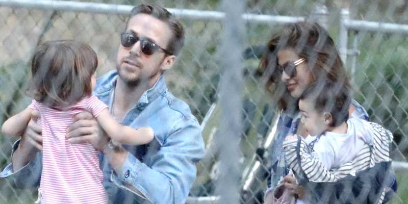 Ryan-Gosling-Eva-Mendes-Daughters-Photos-Long-1