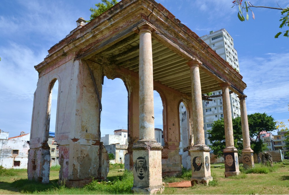 ruinas-del-hotel-trotcha-habana-por-dentro-dazra-novak-4